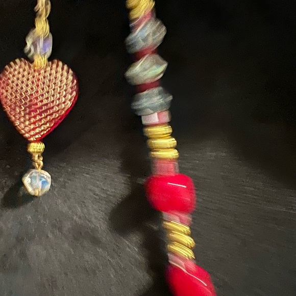 Heart jewelry set is red and gold. Perfect Valentine comes beautifully wrapped! - Picture 4 of 9